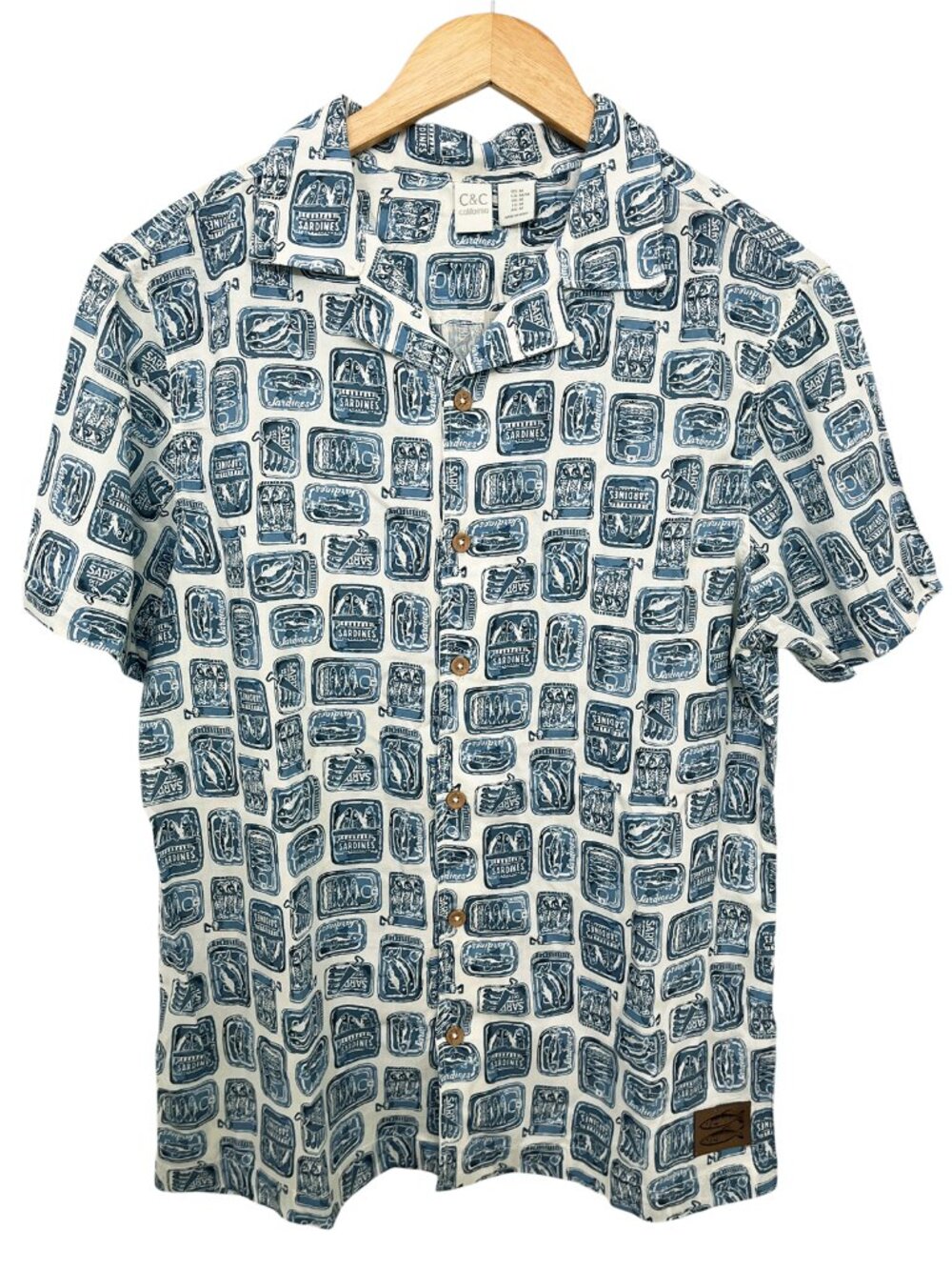 Men’s Sardine Print Camp Shirt Medium NWT